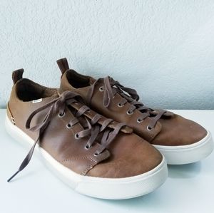 Tom's tan nubuck lace up sneakers 10.5